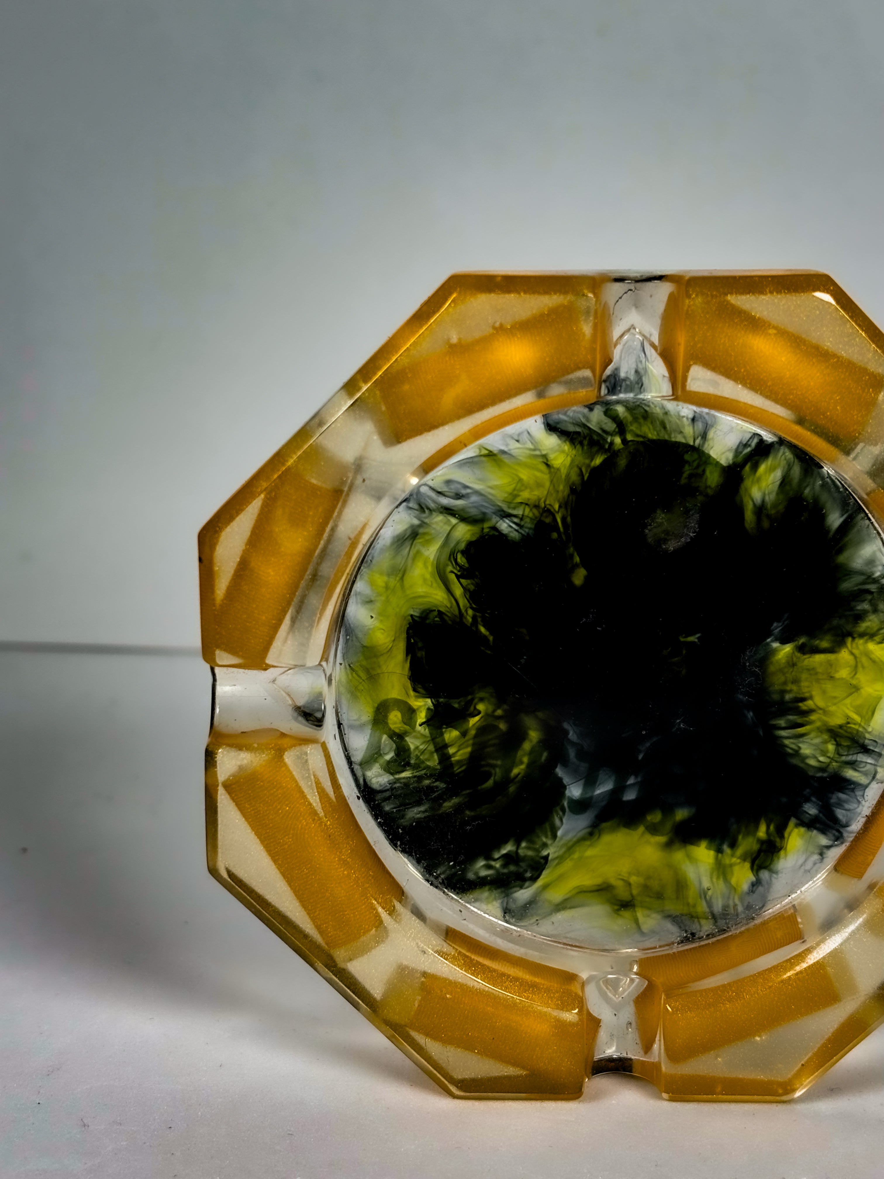 POSACENERE TEMPLE (VINTAGE)